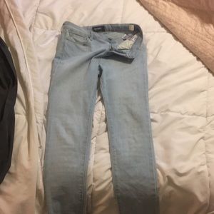 Light wash jeans
